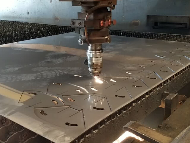 Advantage of metal laser cutting